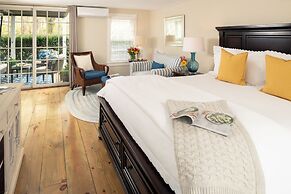 Candleberry Inn on Cape Cod