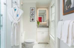 Candleberry Inn on Cape Cod