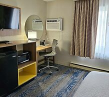 Days Inn and Suites by Wyndham Downtown Missoula-University