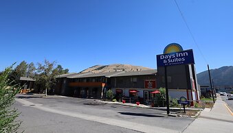 Days Inn and Suites by Wyndham Downtown Missoula-University