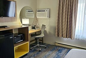 Days Inn and Suites by Wyndham Downtown Missoula-University