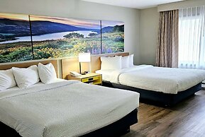 Days Inn and Suites by Wyndham Downtown Missoula-University
