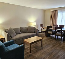 Days Inn and Suites by Wyndham Downtown Missoula-University
