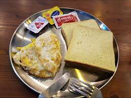 Backpackers in Yeosu - Hostel