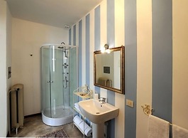 Antica Dimora B&B in Historic Residence