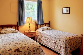 Shining Waters Cottages