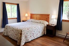 Shining Waters Cottages