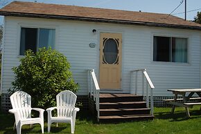 Shining Waters Cottages