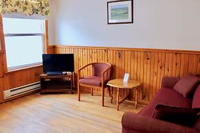 Shining Waters Cottages