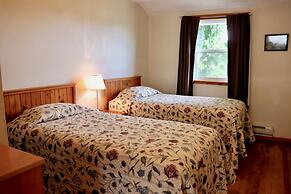 Shining Waters Cottages