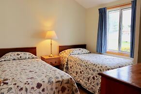 Shining Waters Cottages