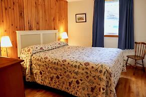 Shining Waters Cottages