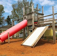 Shining Waters Cottages