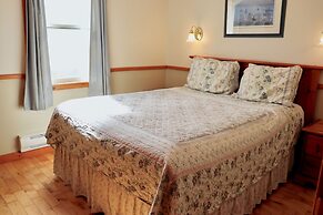 Shining Waters Cottages