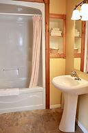 Shining Waters Cottages