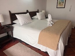 Hotel Meson de los Virreyes