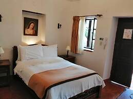 Hotel Meson de los Virreyes