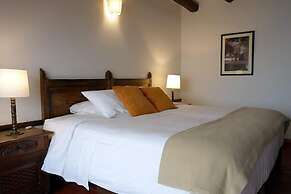 Hotel Meson de los Virreyes