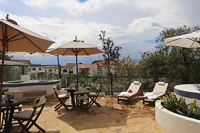 Hotel Meson de los Virreyes