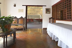 Hotel Meson de los Virreyes