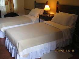 Hotel Meson de los Virreyes