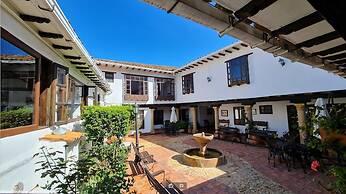 Hotel Meson de los Virreyes