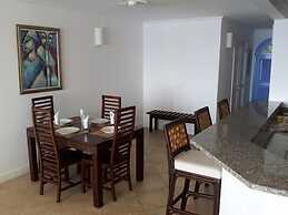 South Ocean Villa 402