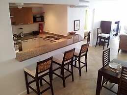 South Ocean Villa 402
