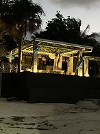 Maria's Kan Kin with Private Beach