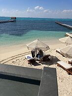 Maria's Kan Kin with Private Beach