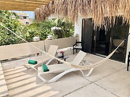 Maria's Kan Kin with Private Beach