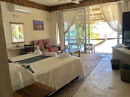 Maria's Kan Kin with Private Beach