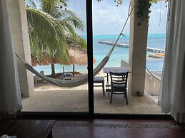 Maria's Kan Kin with Private Beach