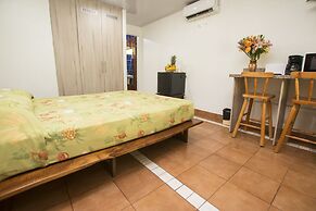 Oceanfront Hotel Verde Mar direct access to the beach