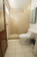 Oceanfront Hotel Verde Mar direct access to the beach