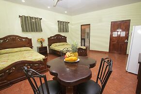 Oceanfront Hotel Verde Mar direct access to the beach