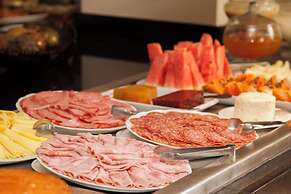 Estoril Hotel Marília