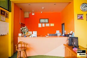 First & Frang Hotel