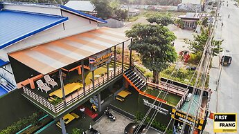 First & Frang Hotel