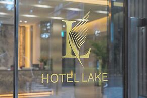 Hotel Lake