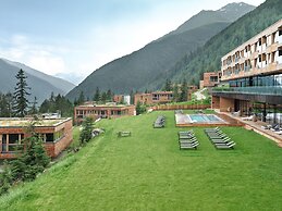 Gradonna Mountain Resort Châlets & Hotel