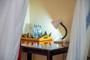 African Roots Entebbe