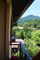 Casa de Montaña Bed & Breakfast