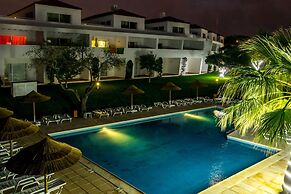 Apartamentos Turísticos Pateo Village