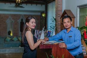 Mekong Angkor Deluxe Hotel