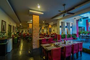 Mekong Angkor Deluxe Hotel