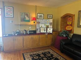 Shining Waters Country Inn