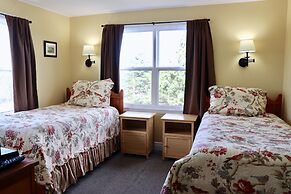 Shining Waters Country Inn