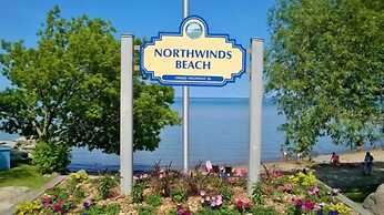 4 Bedroom Blue Mountain Rental with Hot Tub