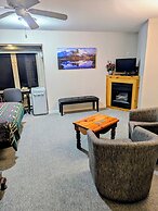 Cedar Wood Lodge B&B
